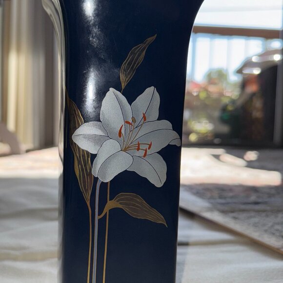 Vintage Blue Iris OTAGIRI Japan Vase - Picture 11 of 16